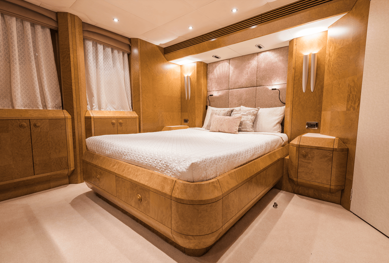 Benita Blue - EVOLUTION YACHTS yacht sale