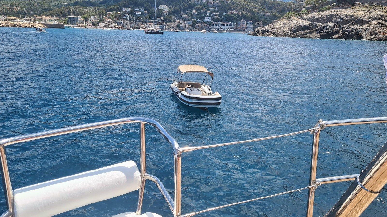 best yacht sales deals AKALAM 105