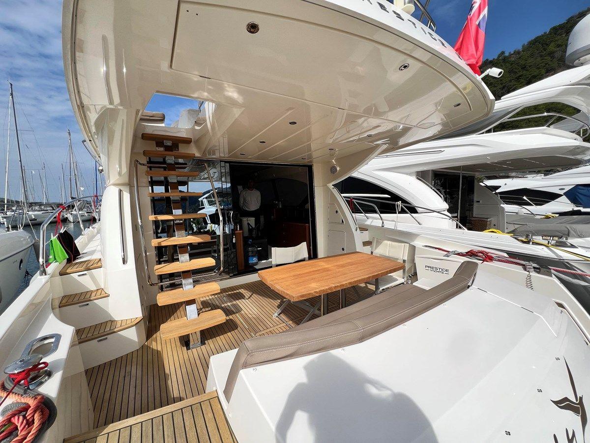 Buy a PRESTIGE 60 Prestige 60 at Shestakov Yacht Sales