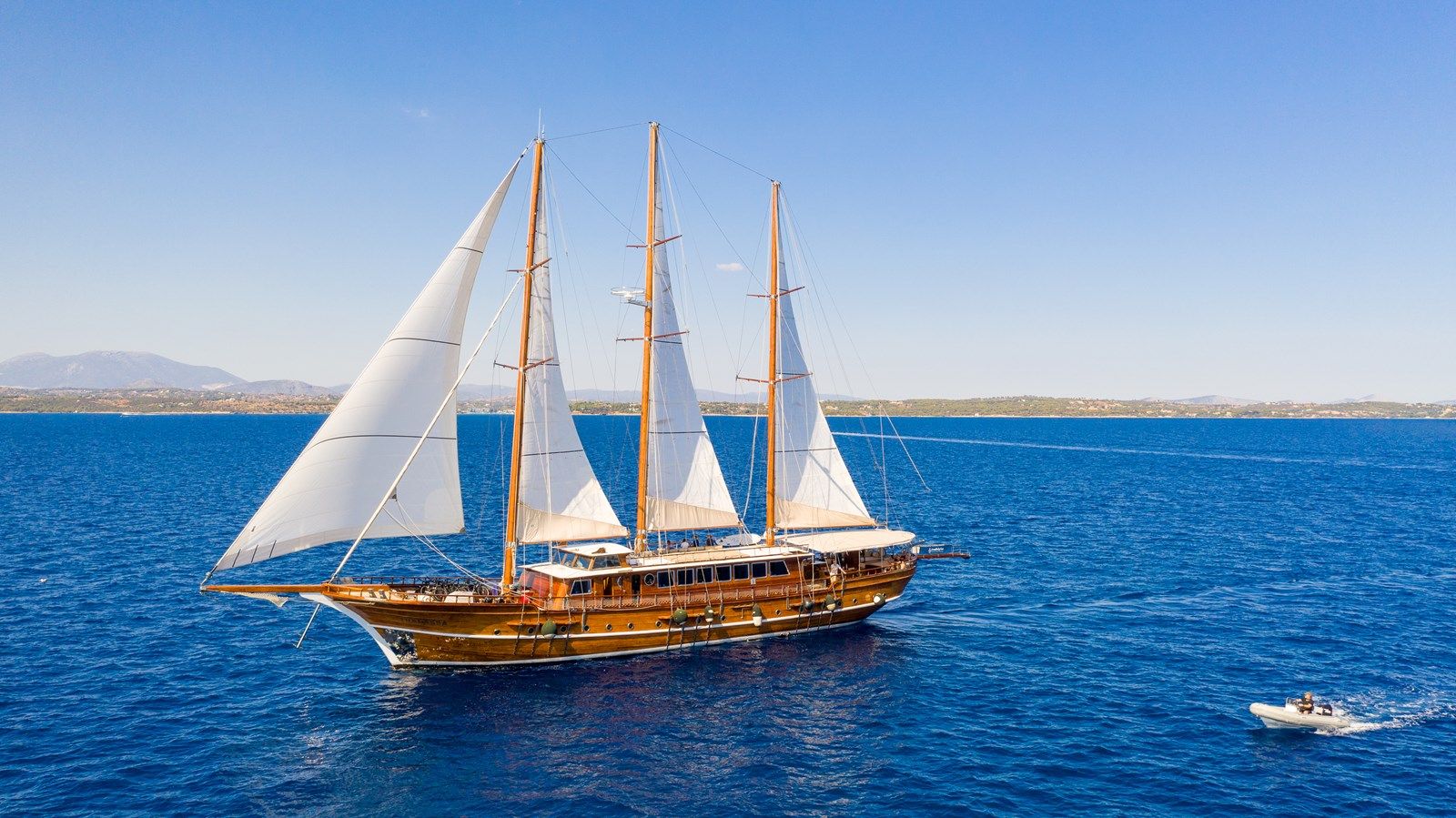 Купить яхту THALASSA 119 в Shestakov Yacht Sales