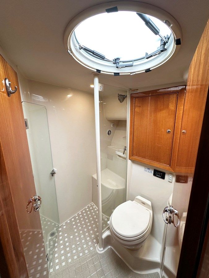 Купить яхту SAFARI - Riviera в Shestakov Yacht Sales