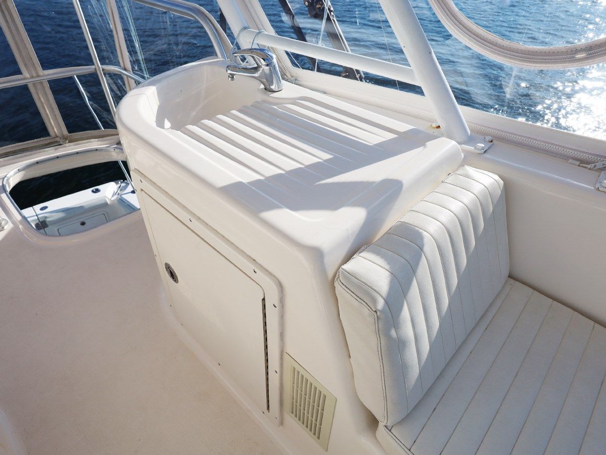 Buy a yacht SAFARI 40 Sportfish