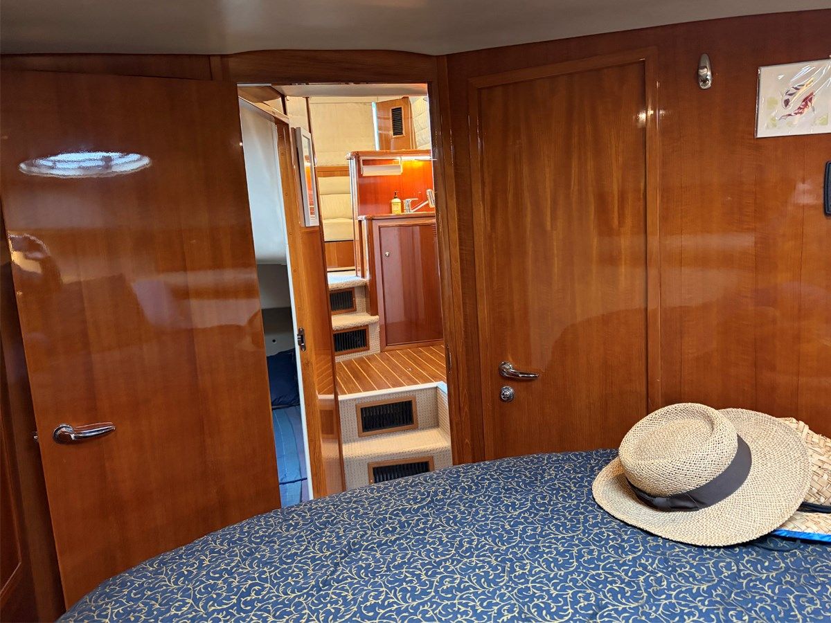 Buy a yacht SAFARI 40