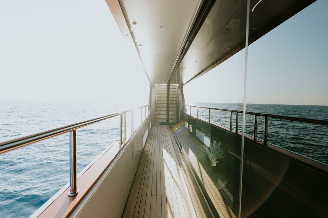 Лучшие предложения покупки яхты EH2 120