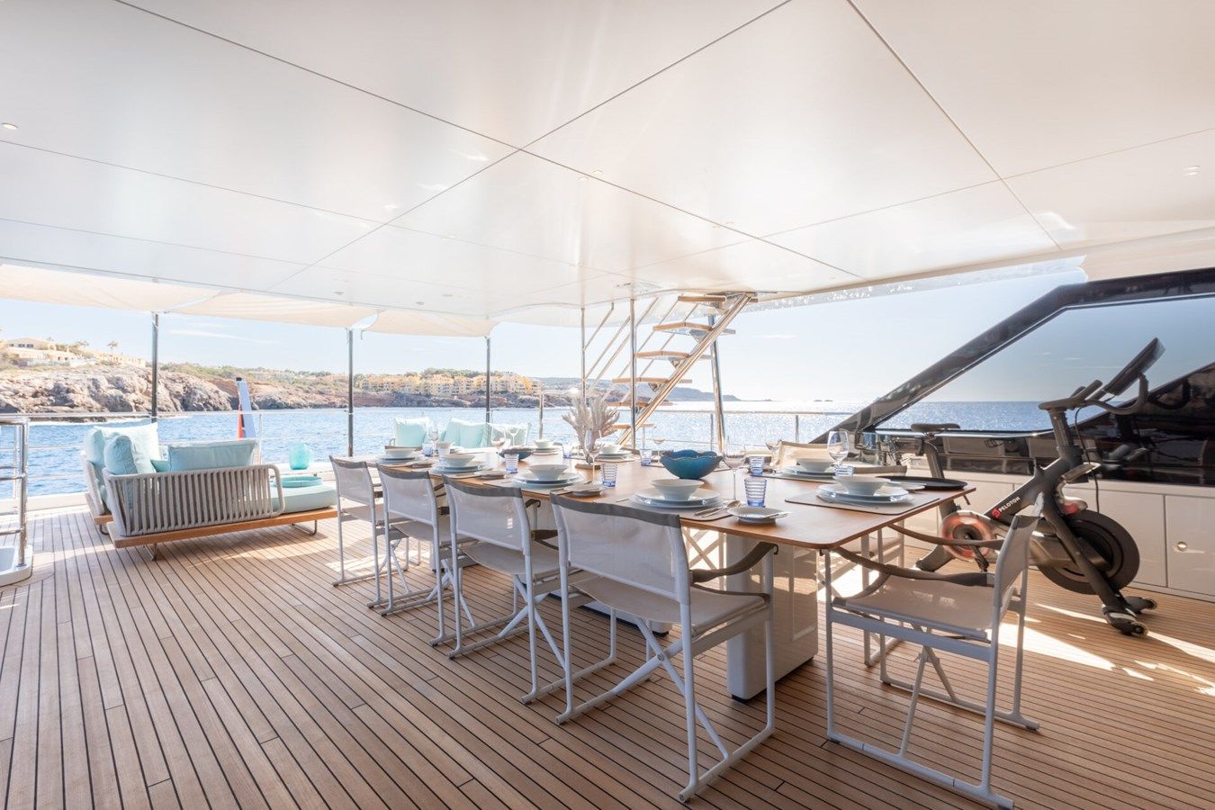 Продажа яхты EH2 120