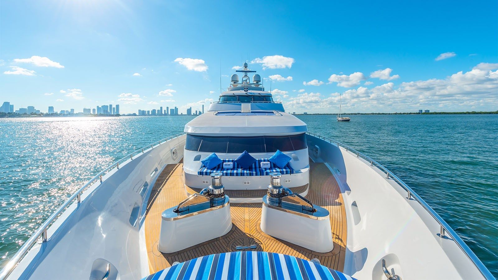 Купить яхту SURINA 147 в Shestakov Yacht Sales