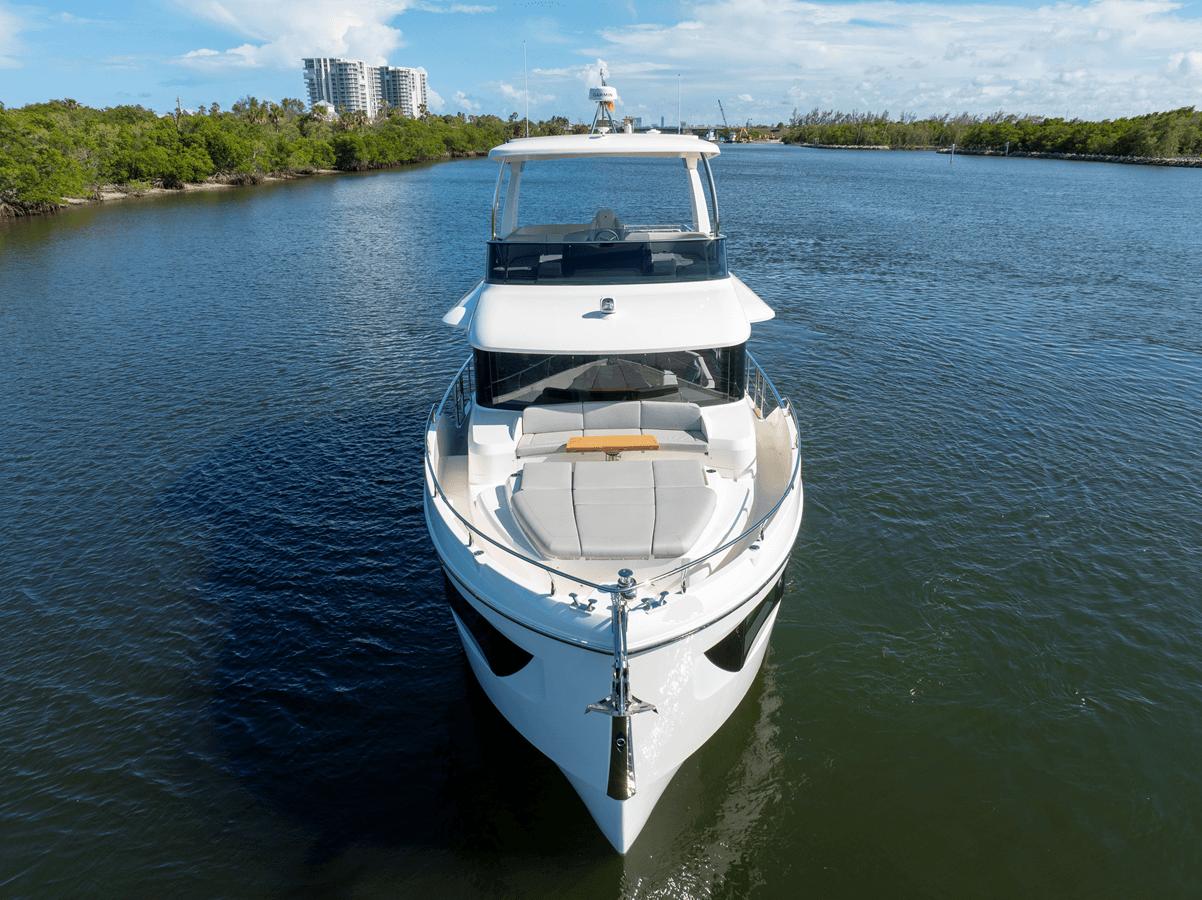 the best price on NAVETTA 53 53