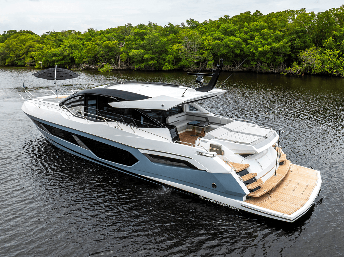 Buy a yacht PREDATOR 75 Predator 75