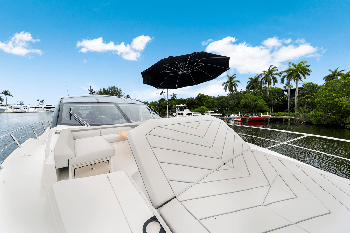 best yacht sales deals PREDATOR 75 75