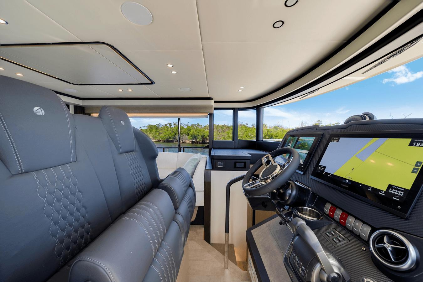 the best price on NAVETTA 53