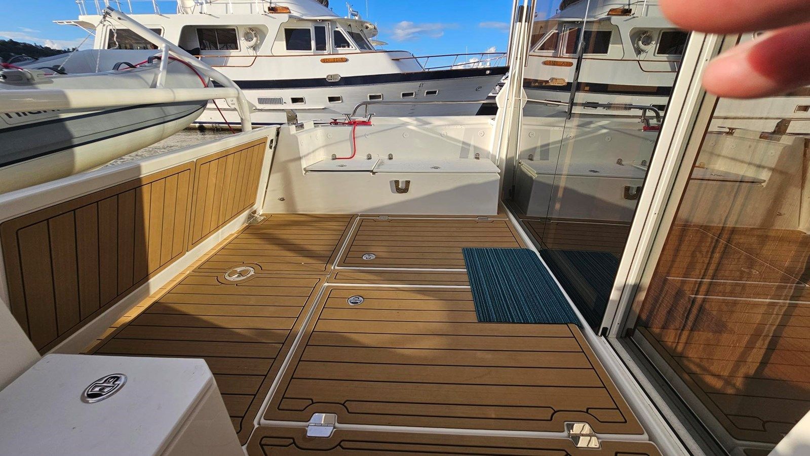 Buy a 2024 Greenline 39 Hybrid - Greenline Yachts at Shestakov Yacht Sales