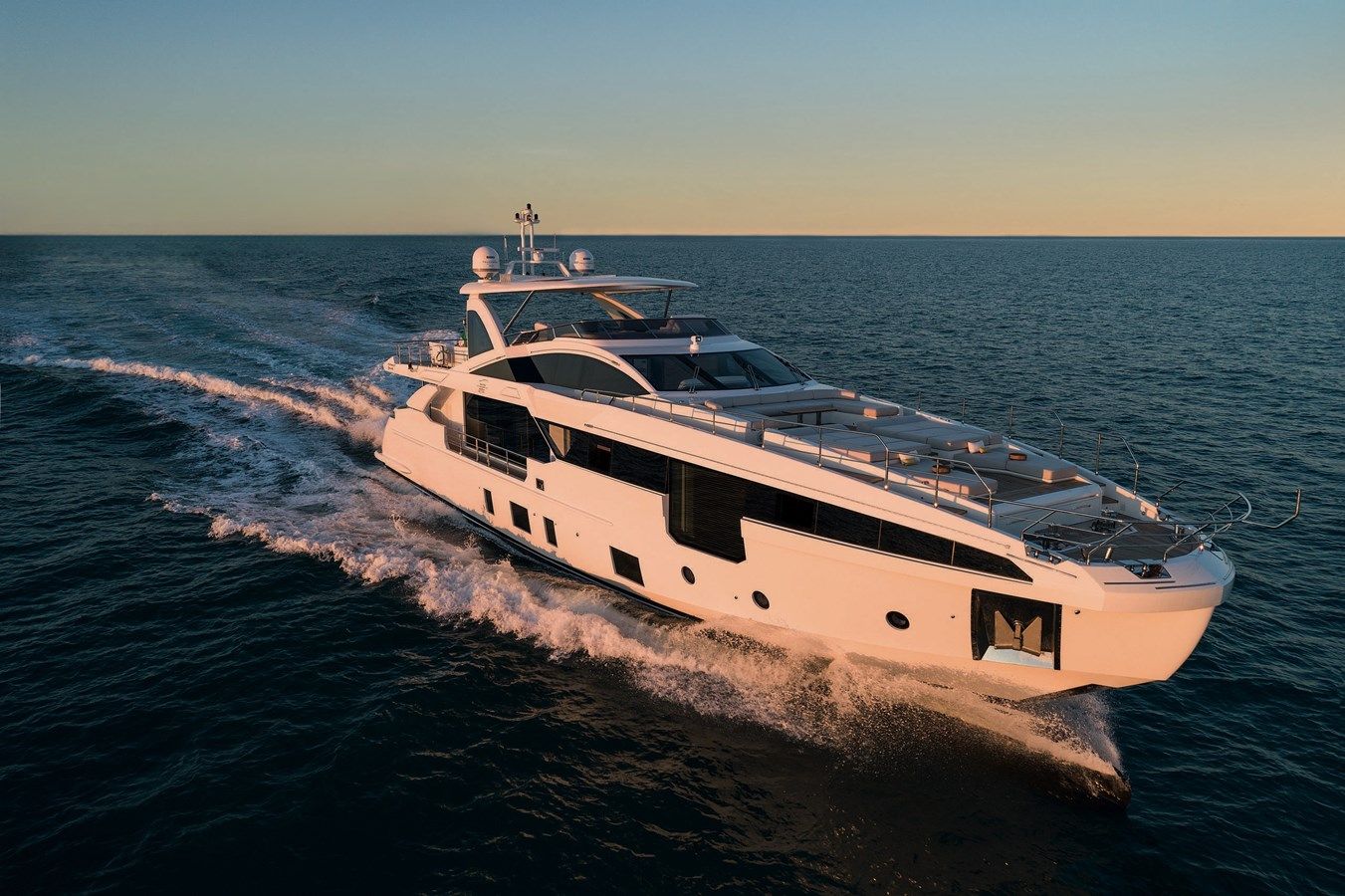 Лучшие предложения покупки яхты ONE & ONLY - Azimut Yachts