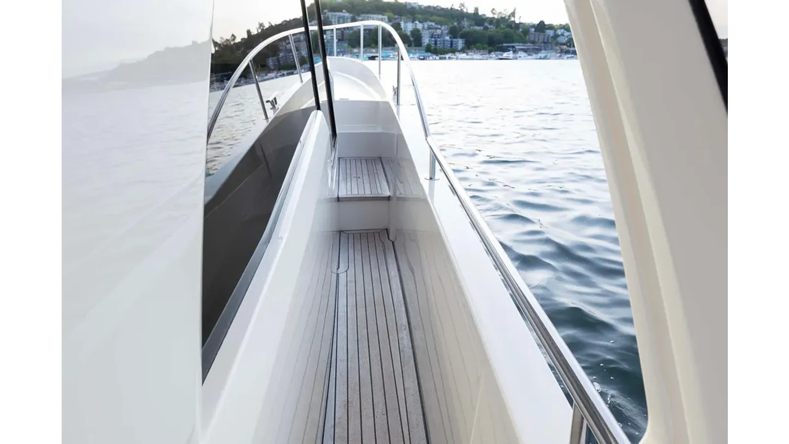 Лучшая цена на Pastiche 39