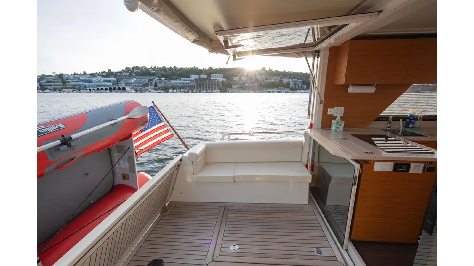 Pastiche - Greenline Yachts