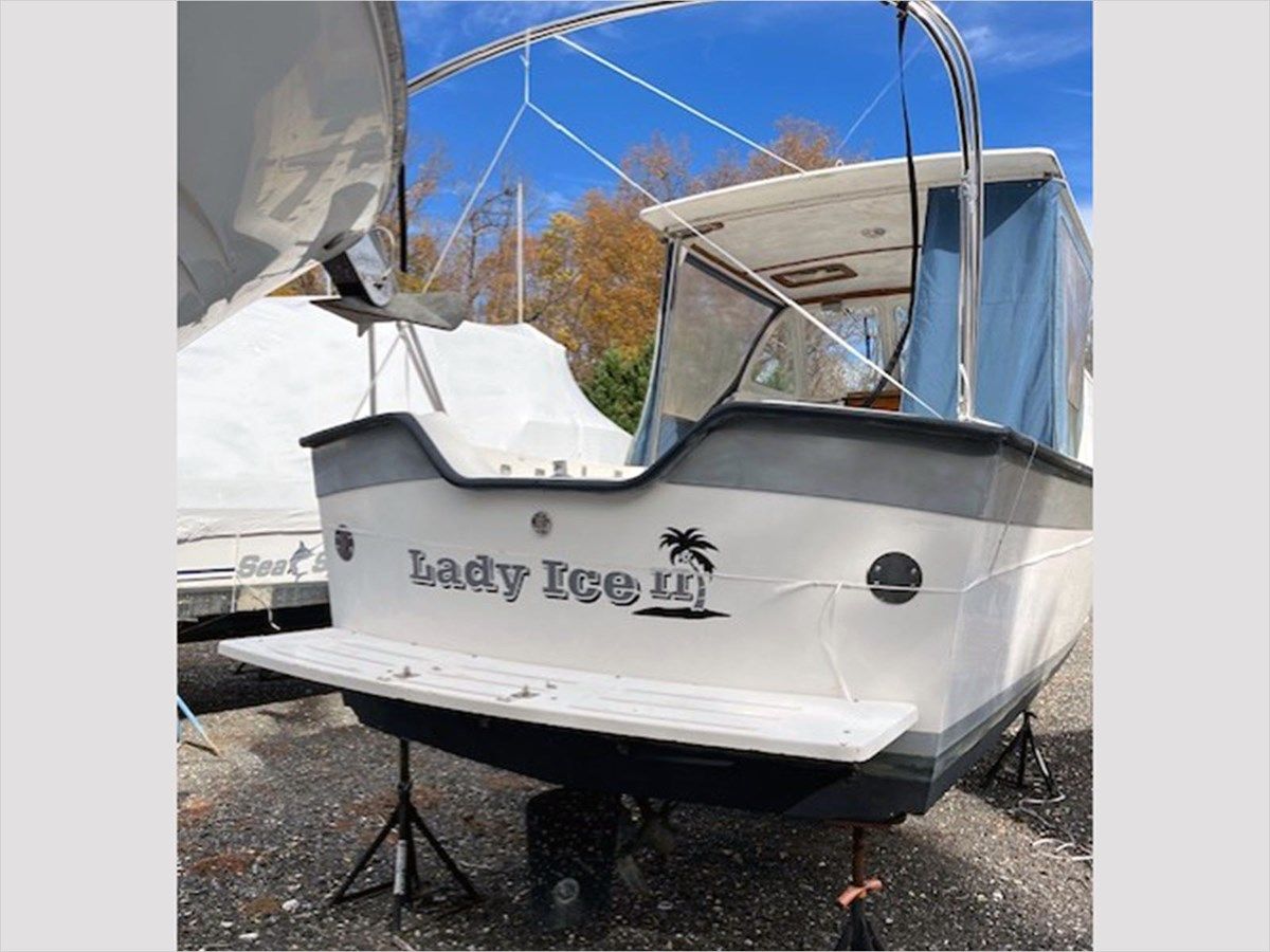 30' Luhrs 1989 Alura - LUHRS yacht sale