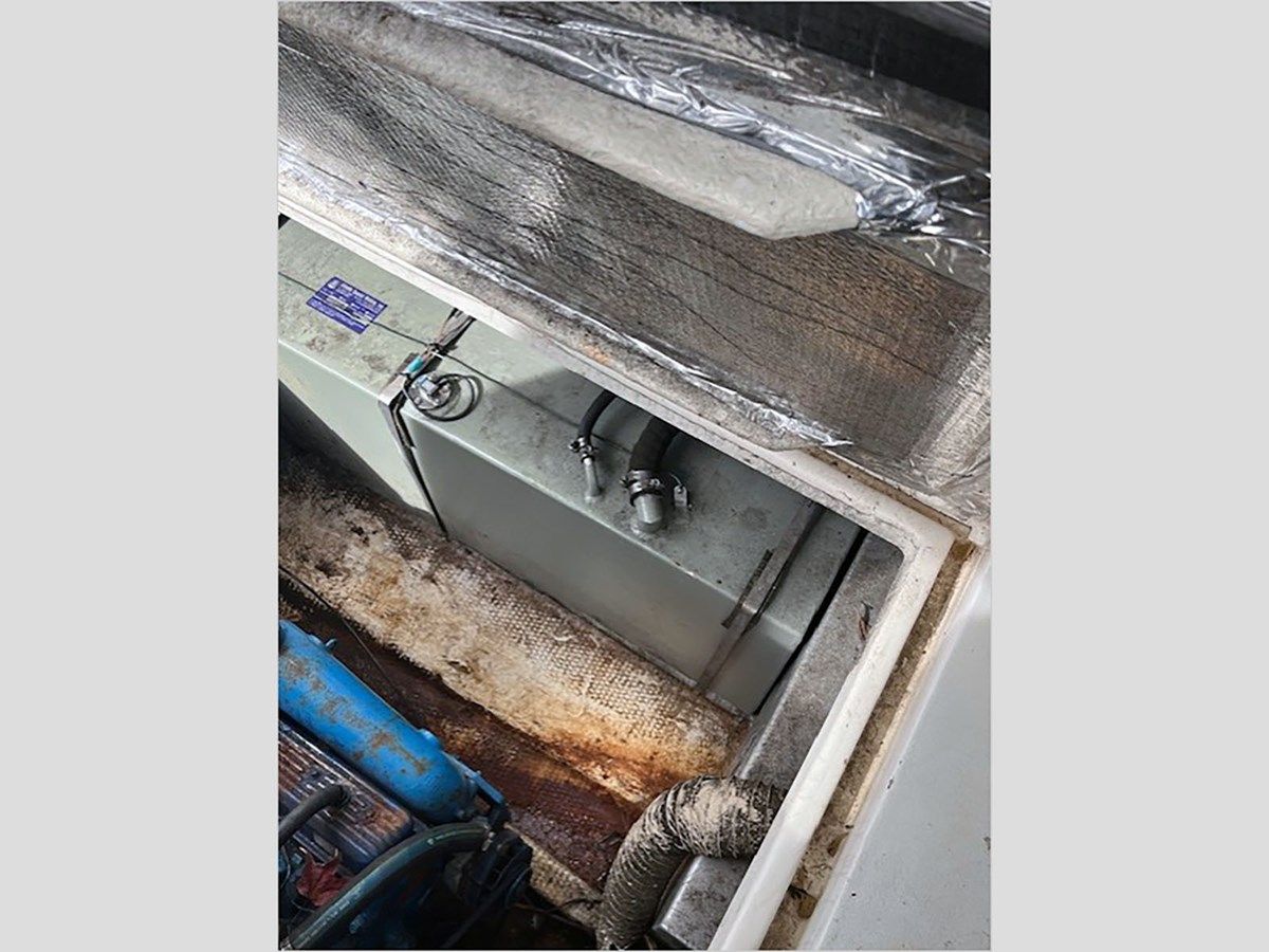 30' Luhrs 1989 Alura 1989 price