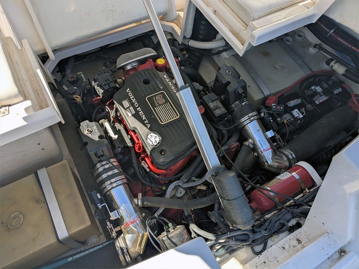 Купить яхту 27' Regal 2008 2700 в Shestakov Yacht Sales