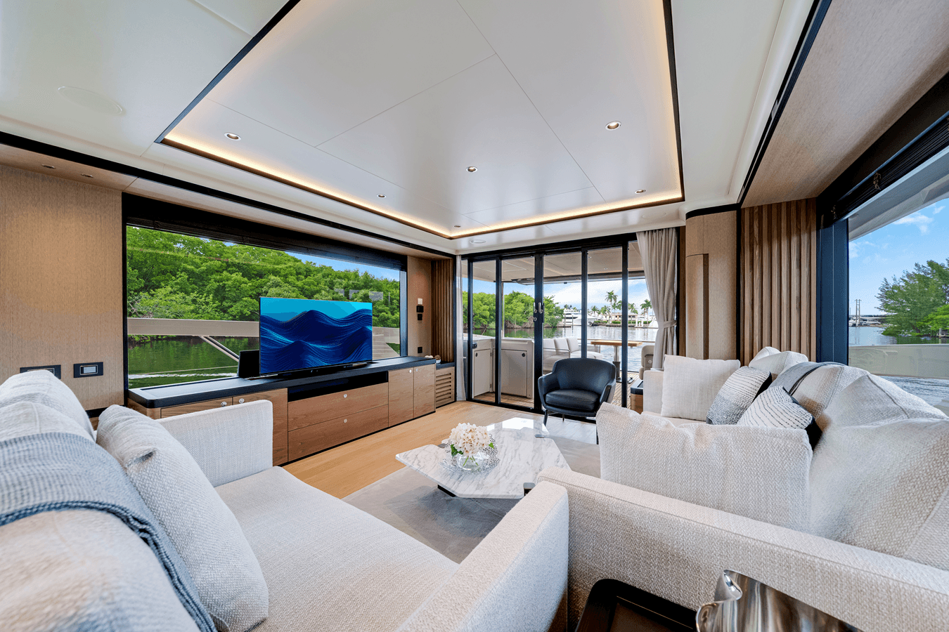 Buy a yacht NAVETTA 75 - Absolute Yachts