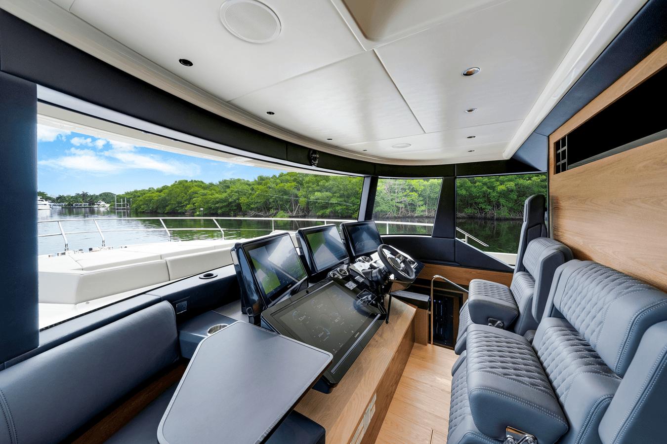 Buy a NAVETTA 75 - Absolute Yachts at Shestakov Yacht Sales