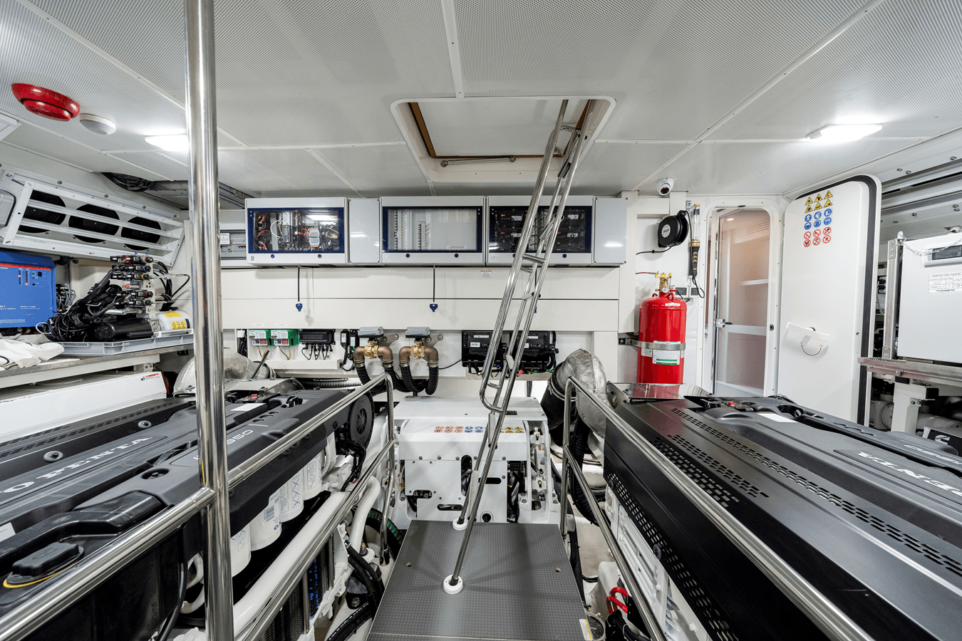 NAVETTA 75 - Absolute Yachts