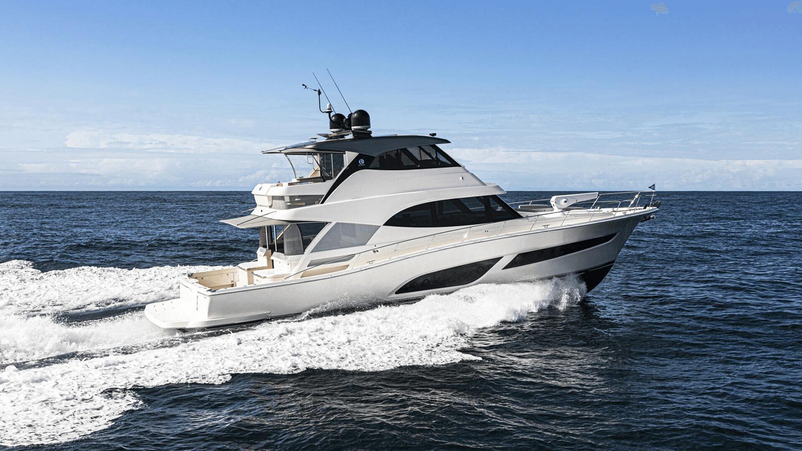 best yacht sales deals 64 SPORTS MOTOR YACHT - Riviera