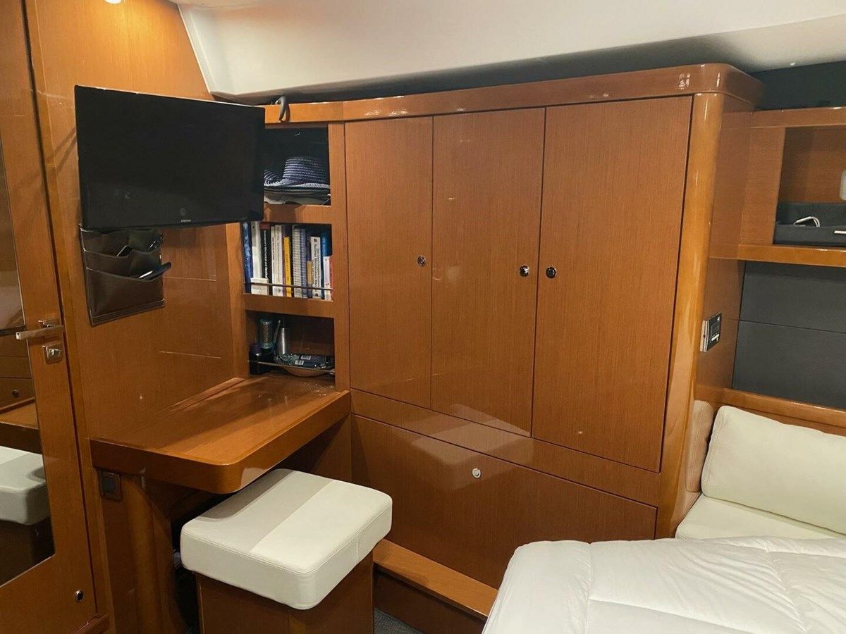 2016 Beneteau 61 - Beneteau yacht sale