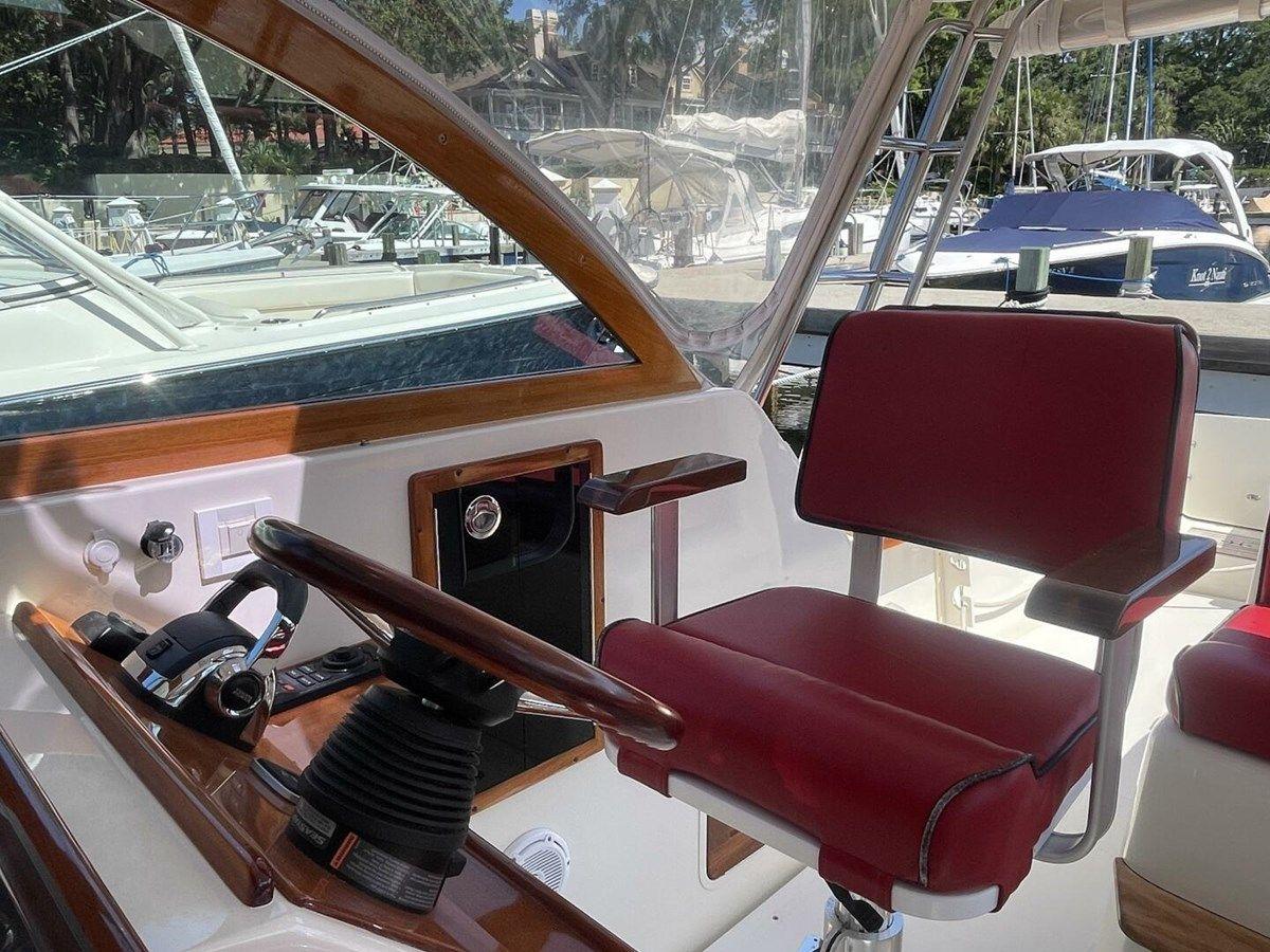 Продажа яхты Beyond the Sea