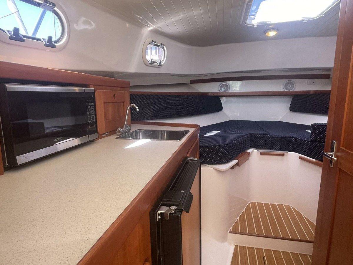 Купить яхту Beyond the Sea - HUNT YACHTS в Shestakov Yacht Sales