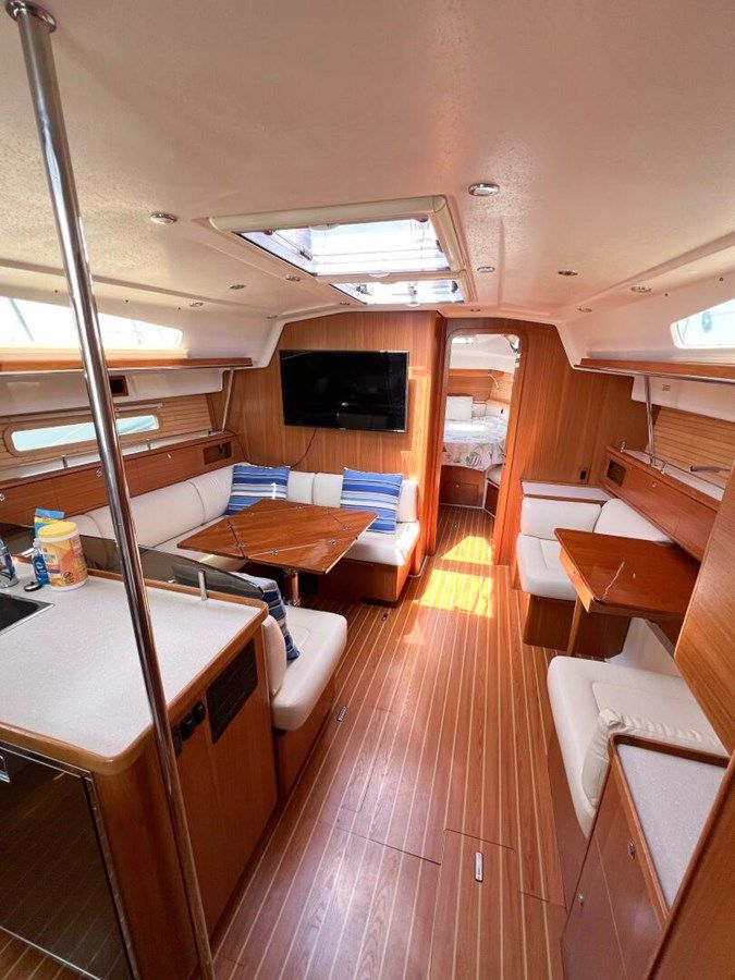 Chloe Brighid 425 yacht sale