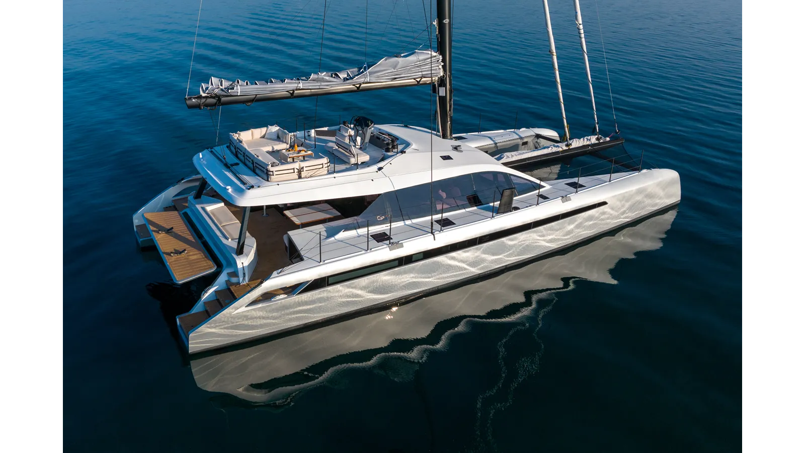 Лучшая цена на GUNBOAT 72