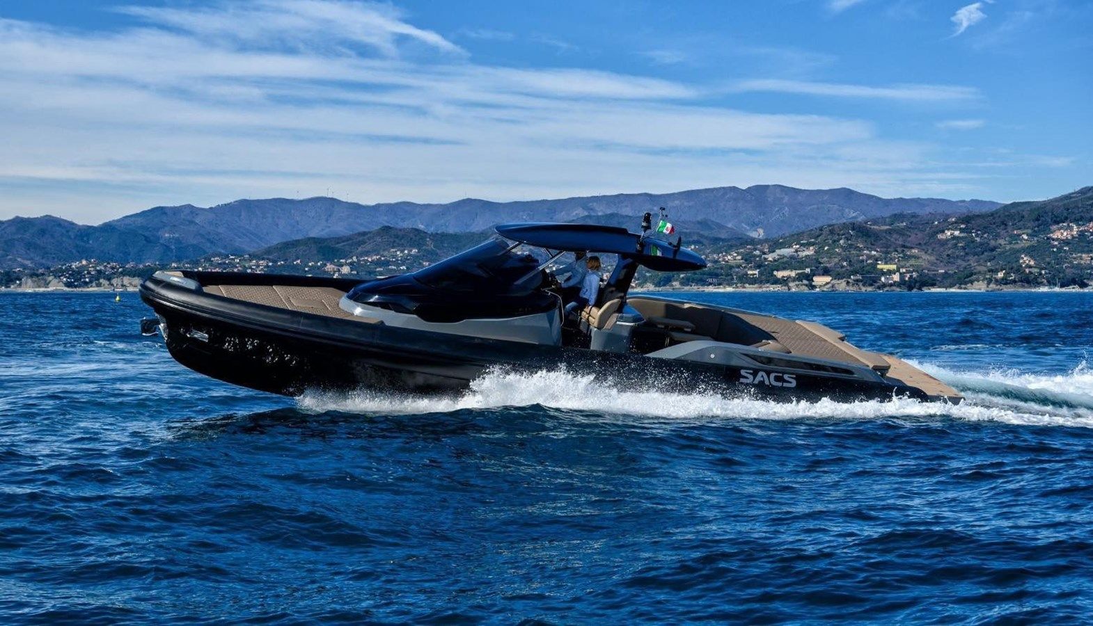 the best price on SACS Strider 15