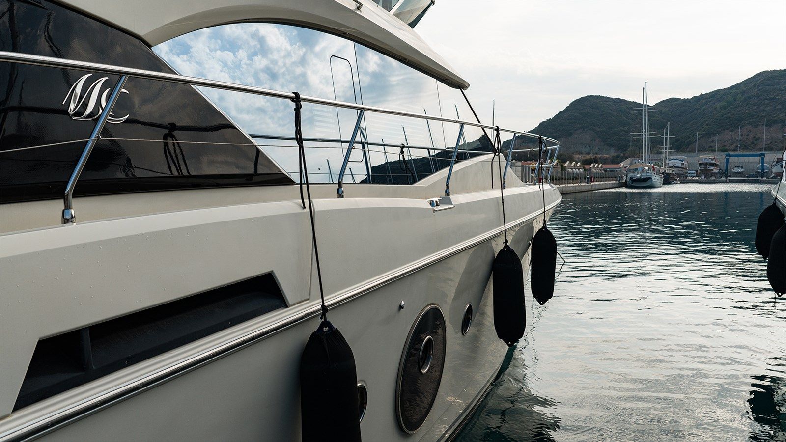 Продажа яхты MIRAGE - Beneteau