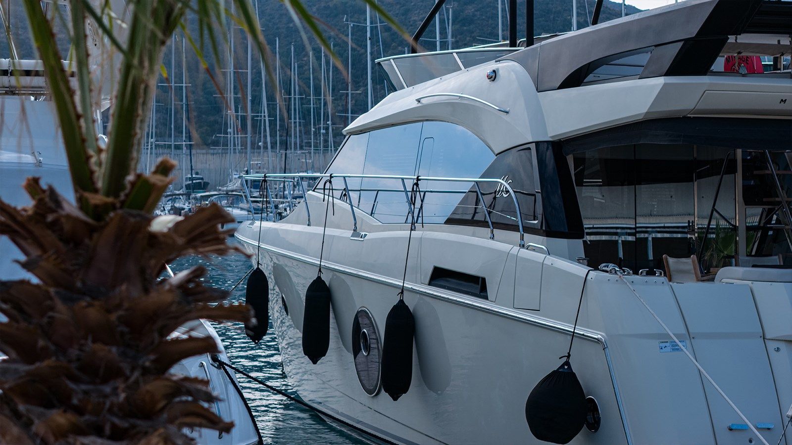 Стоимость яхты MIRAGE - Beneteau