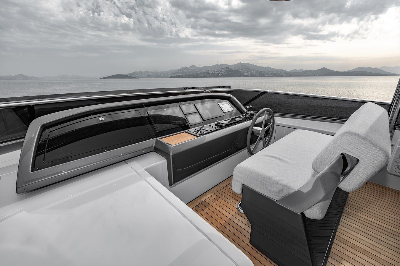 the best price on JOURNEY - Sanlorenzo