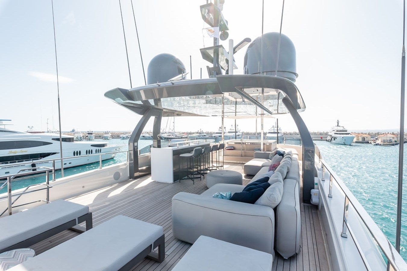 Продажа яхты WILLPOWER - FERRETTI CUSTOM LINE