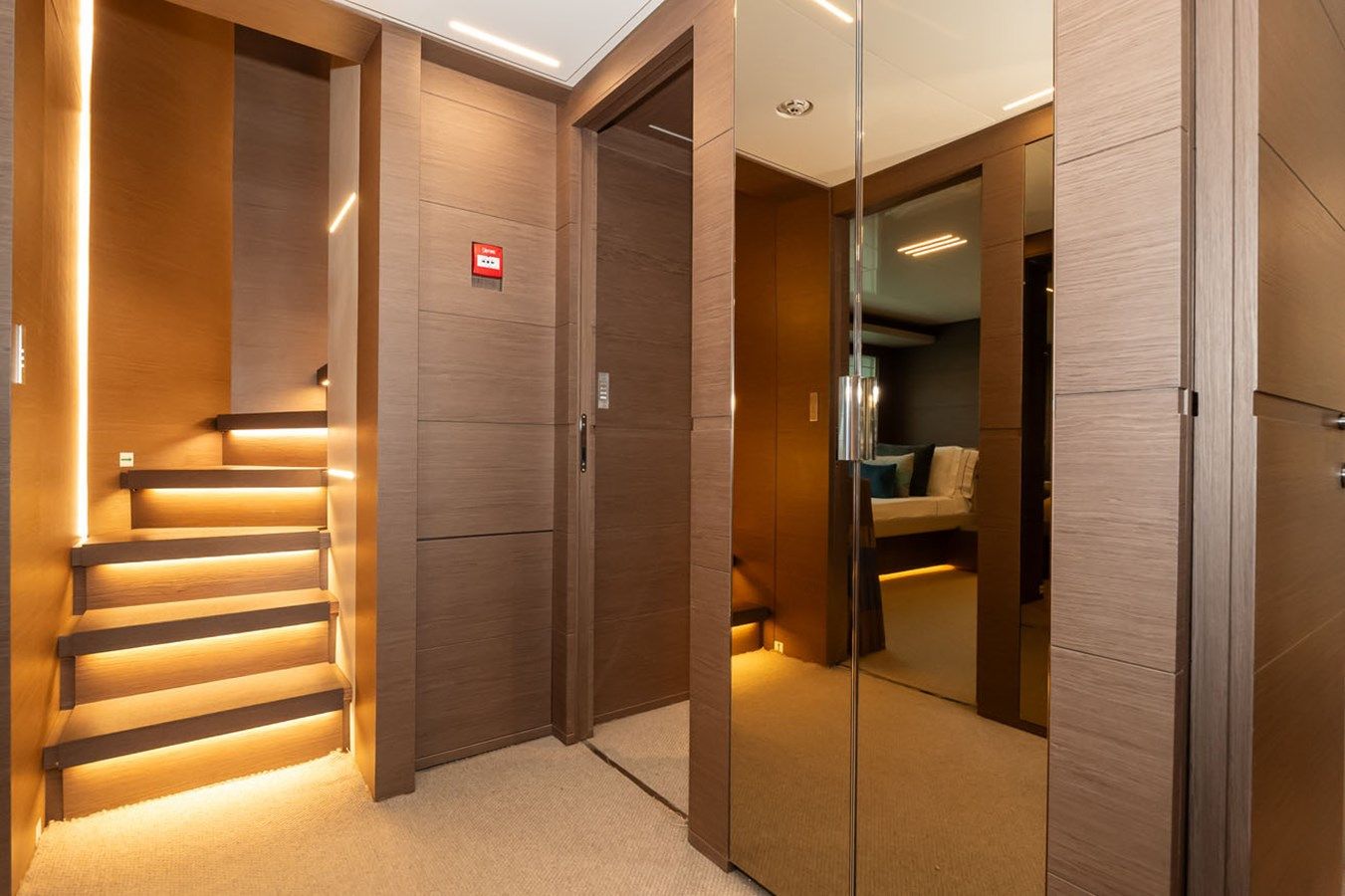 Продажа яхты WILLPOWER 2018