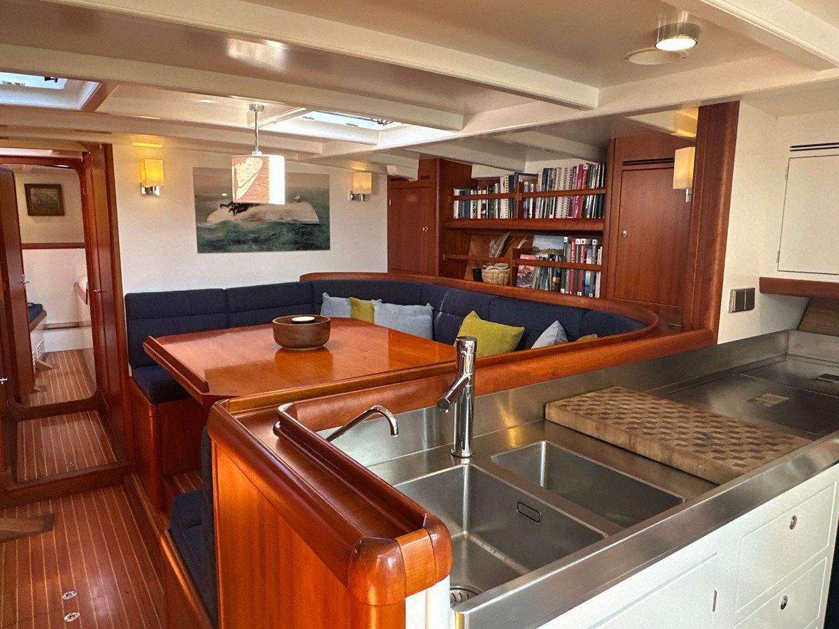 Buy a yacht WEATHERLY 65