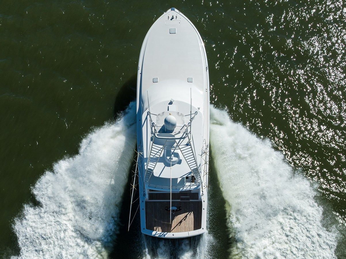 Buy a yacht 12 BARREL 2007