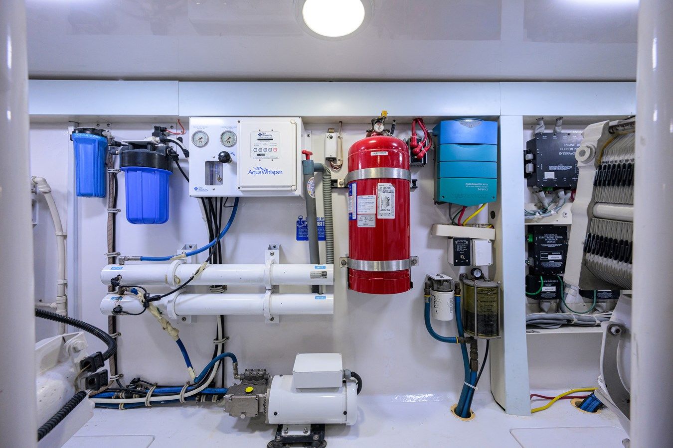 Buy a 12 BARREL 2007 at Shestakov Yacht Sales