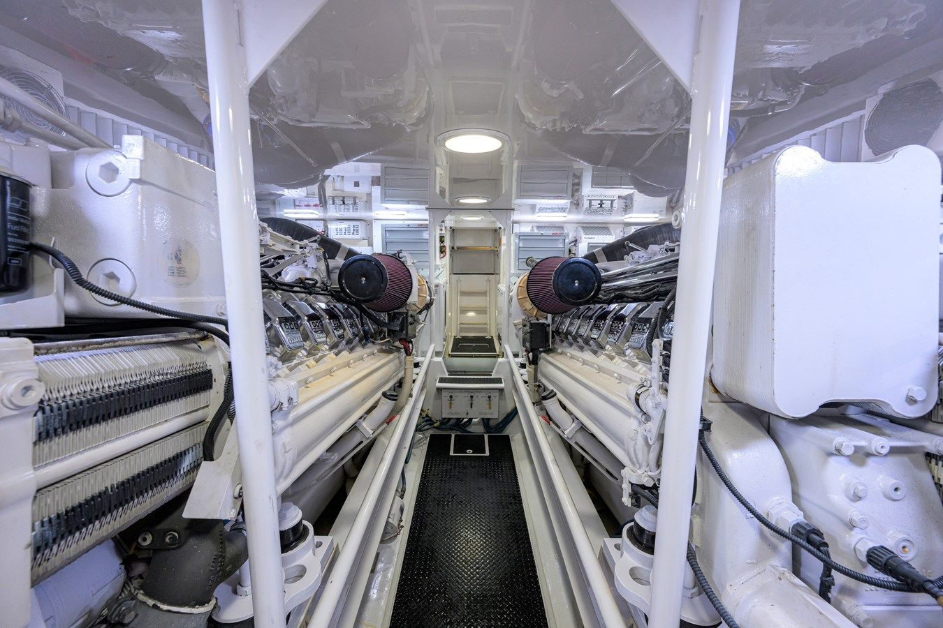 Buy a yacht 12 BARREL - VIKING