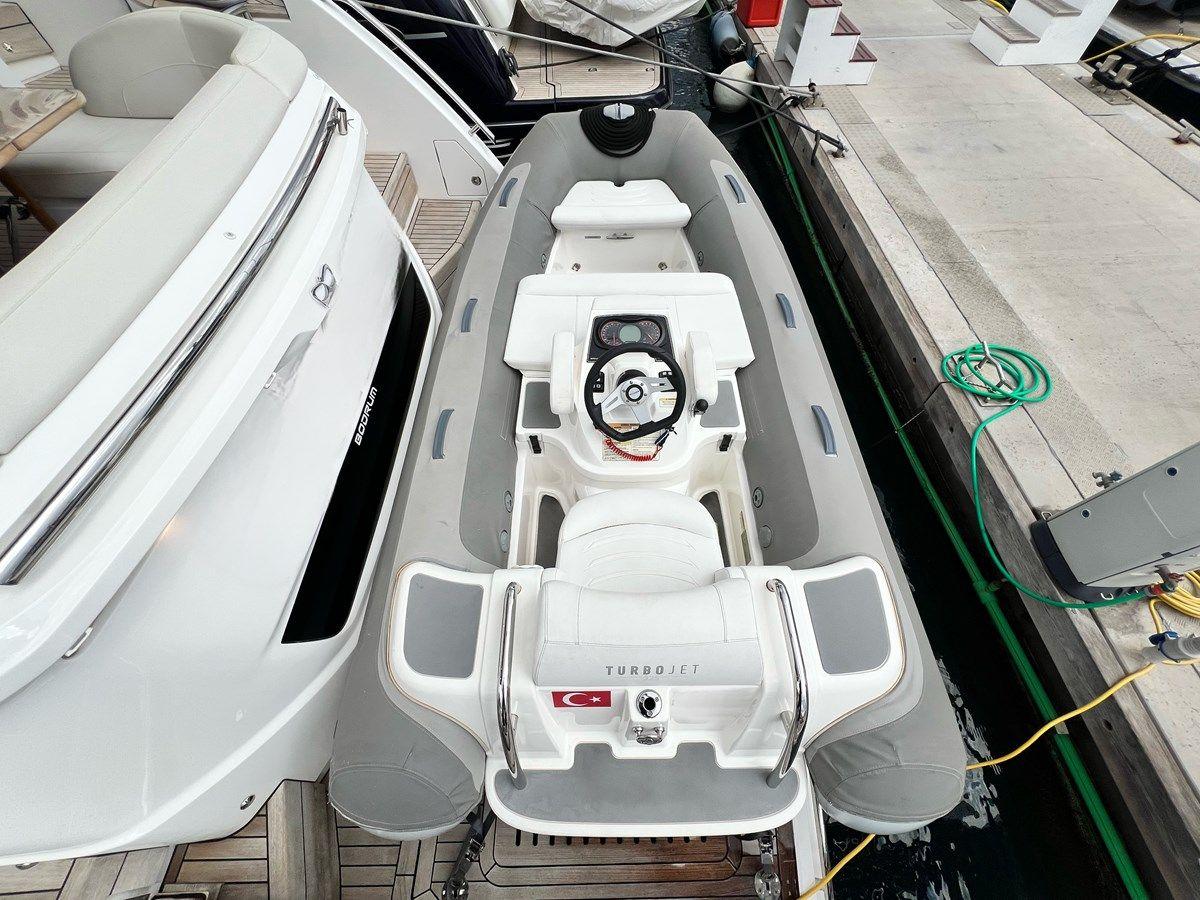 Buy a yacht F55 2021