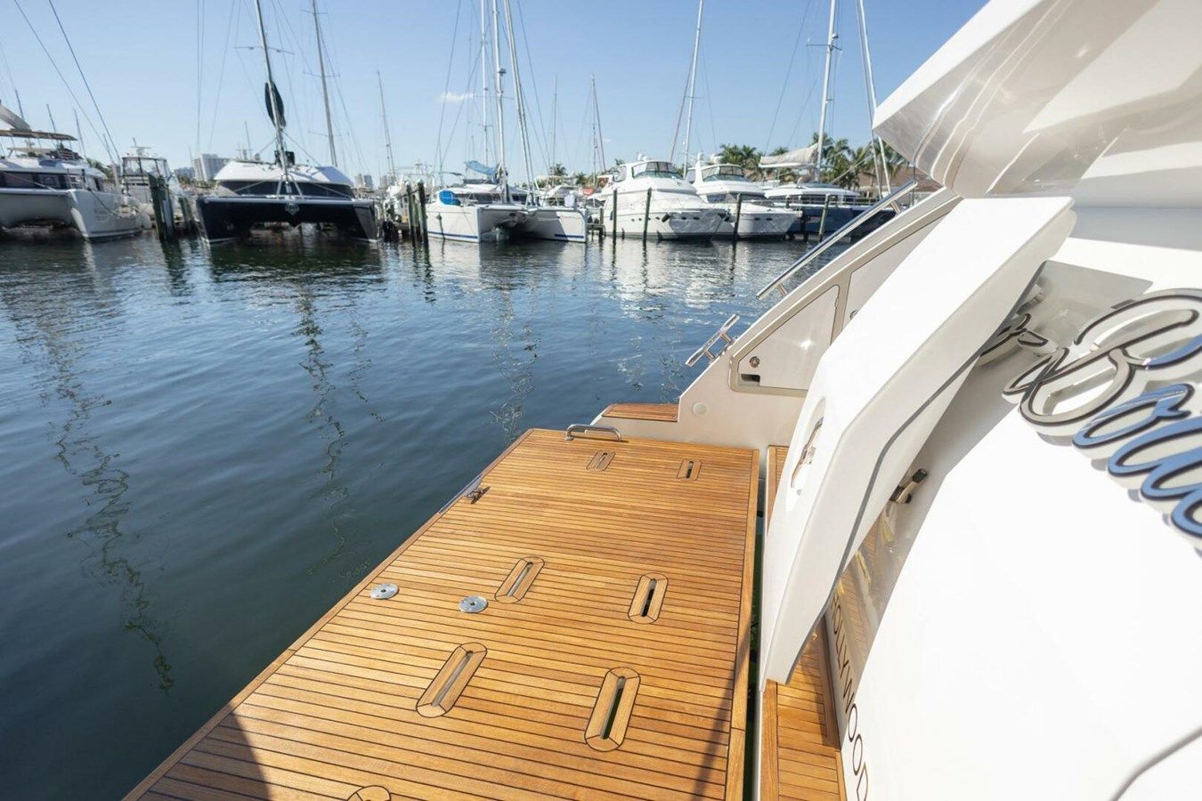 the best price on Rho Boat 74