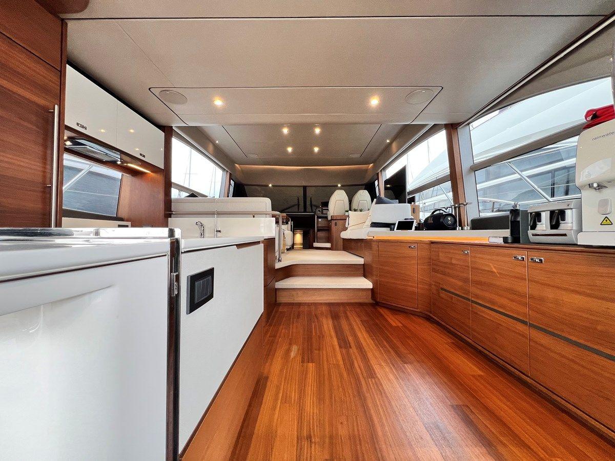 best yacht sales deals F55 58