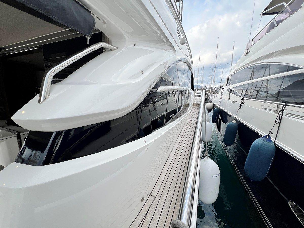 Buy a yacht F55 - PRINCESS