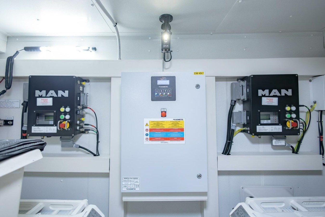 Лучшие предложения покупки яхты Rho Boat Flybridge