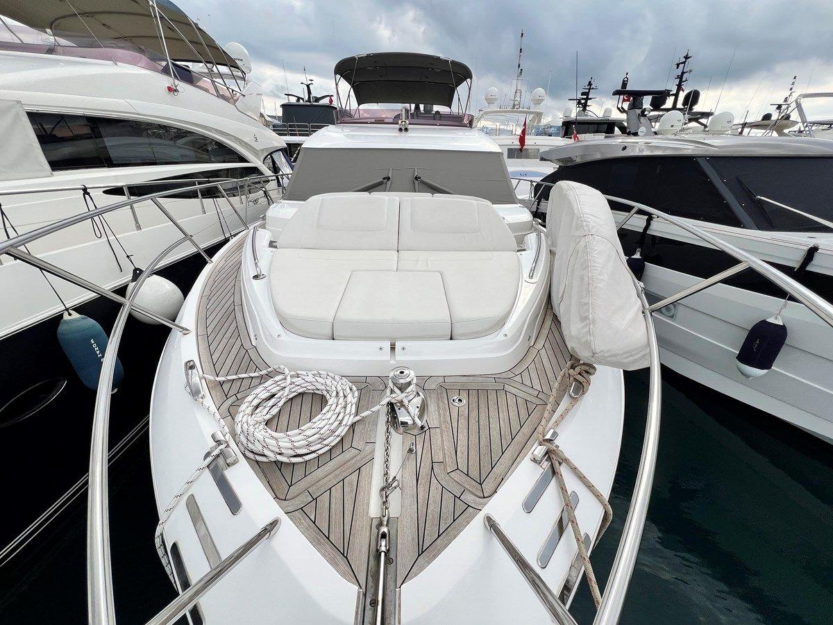 Buy a F55 - PRINCESS at Shestakov Yacht Sales