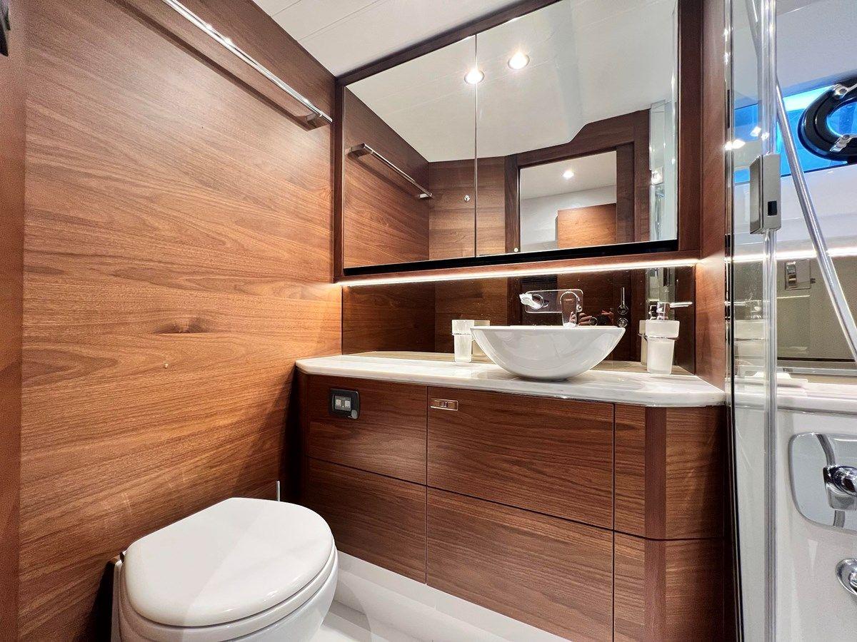 Buy a yacht F55 - PRINCESS