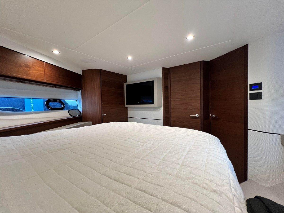 best yacht sales deals F55 2021