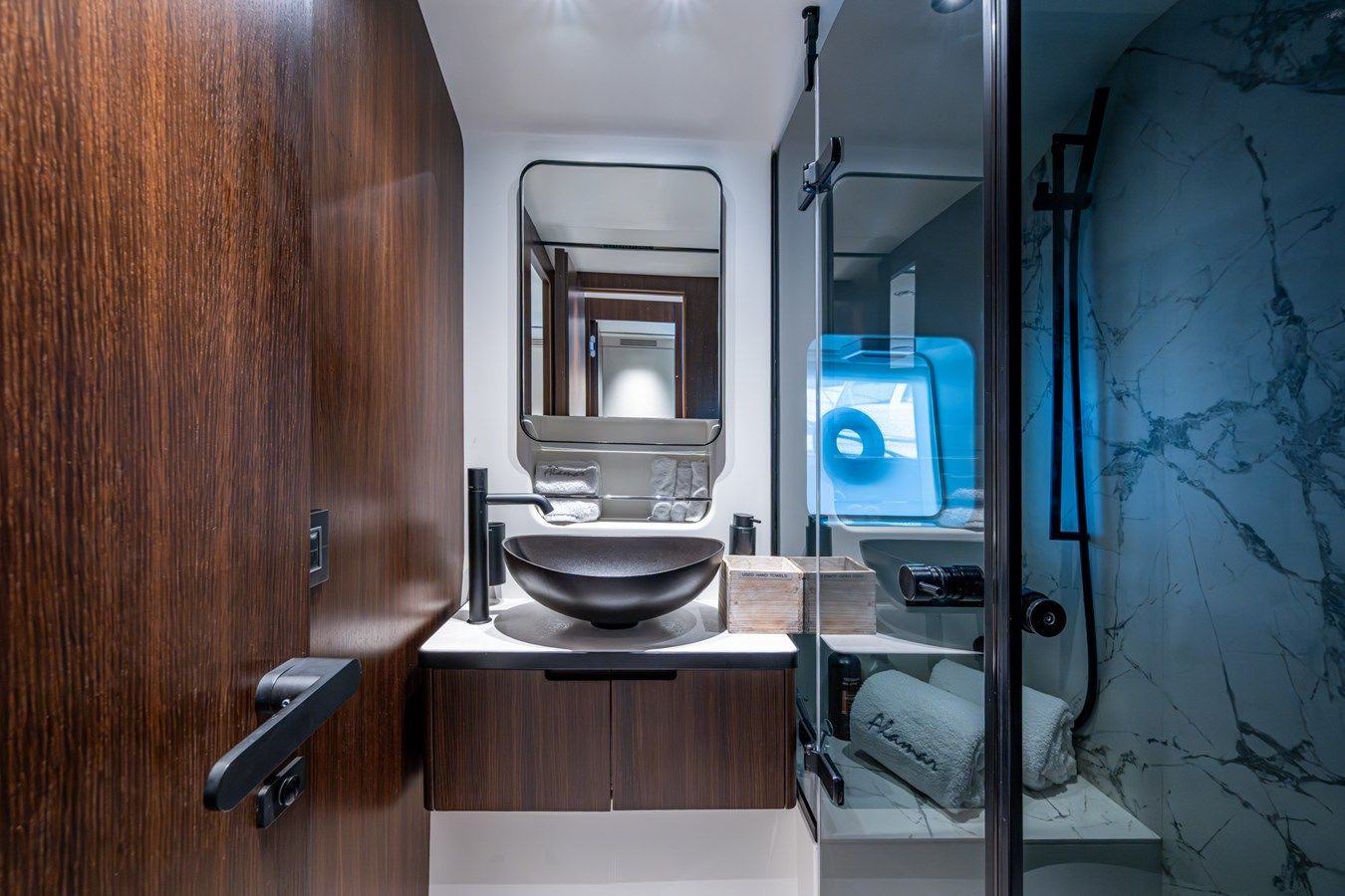 Buy a ALAMAR - Astondoa at Shestakov Yacht Sales