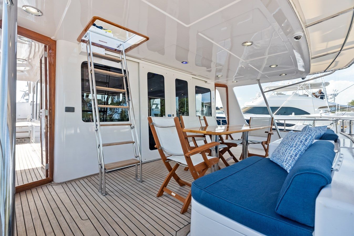 Купить яхту El Legado - GRAND BANKS MARINE в Shestakov Yacht Sales